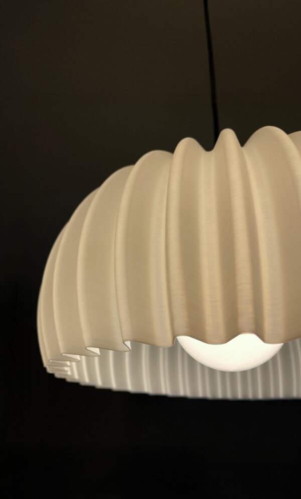 "Lokk in beige" Cream Dome Ribbed Lamp Shade